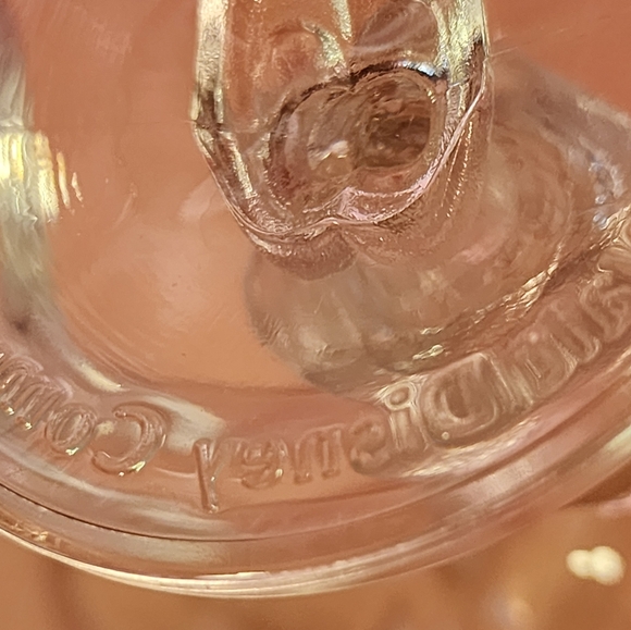 Walt Disney Vintage Minnie Mouse Wine Glasses - a set of 2. - Picture 5 of 5